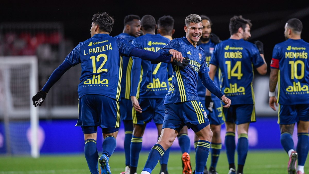 PRONOSTICI CALCIO MARSIGLIA-LIONE: BIG MATCH IN CHIUSURA PRONOSTICI CALCIO MARSIGLIA-LIONE: BIG MATCH IN CHIUSURA