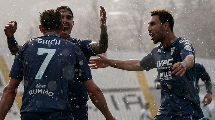 PRONOSTICO CALCIO BENEVENTO-FIORENTINA: SCONTRO SALVEZZA DI SERIE A PRONOSTICO CALCIO BENEVENTO-FIORENTINA: SCONTRO SALVEZZA DI SERIE A