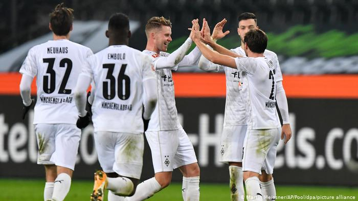 PRONOSTICI CALCIO AUGSBURG-BORUSSIA MONCHENGLADBACH:SERVE UNA REAZIONE PRONOSTICI CALCIO AUGSBURG-BORUSSIA MONCHENGLADBACH:SERVE UNA REAZIONE