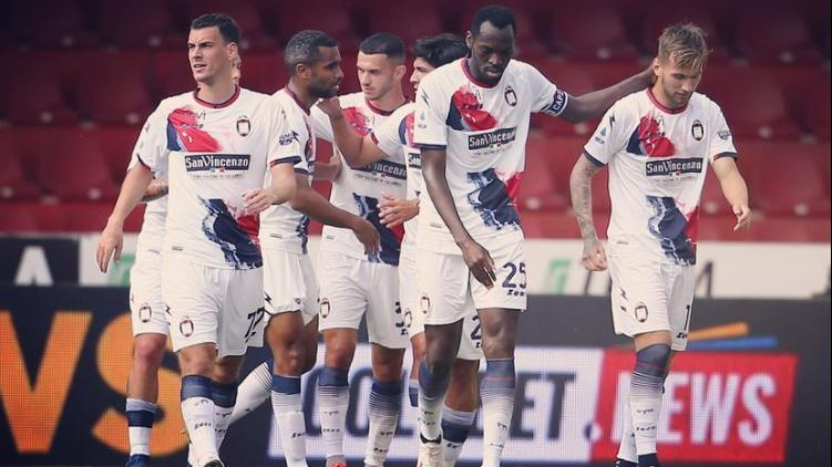 PRONOSTICO CALCIO CROTONE-FIORENTINA: TRADICESIMA VS DICIANNOVESIMA