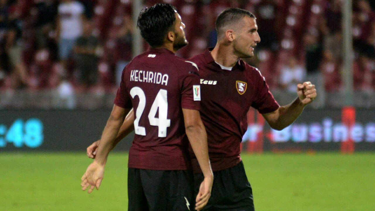 PRONOSTICI CALCIO SALERNITANA-HELLAS VERONA: SFIDA SALVEZZA ALL’ARECHI
