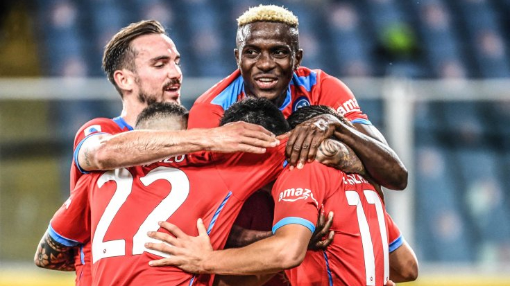 PRONOSTICI CALCIO NAPOLI-CAGLIARI: IN CAMPO LA CAPOLISTA PRONOSTICI CALCIO NAPOLI-CAGLIARI: IN CAMPO LA CAPOLISTA