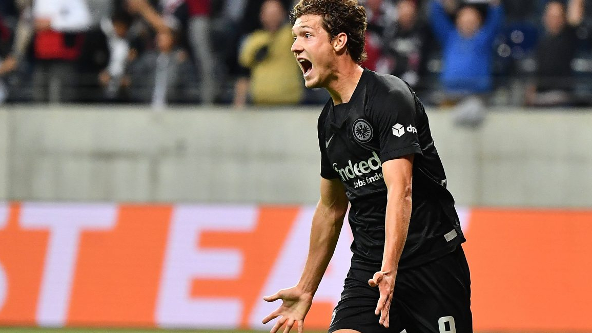 PRONOSTICI CALCIO ROYAL ANTWERP-EINTRACHT: SFIDA PER IL RISCATTO