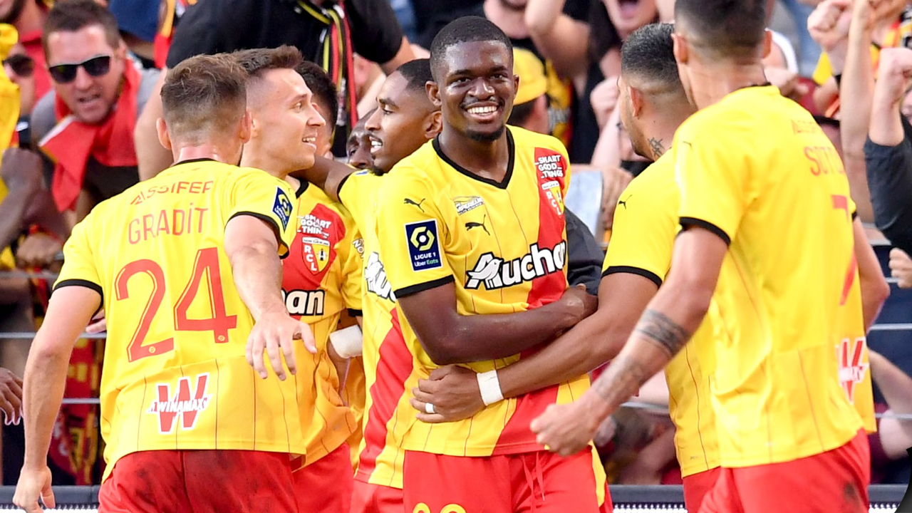 PRONOSTICI CALCIO LENS-METZ: CLASSIFICA OPPOSTA!