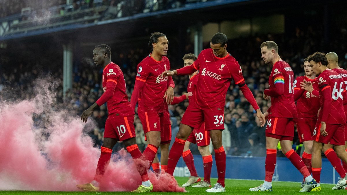 PRONOSTICI CALCIO WOLVES-LIVERPOOL: I REDS VOGLIONO LA VETTA