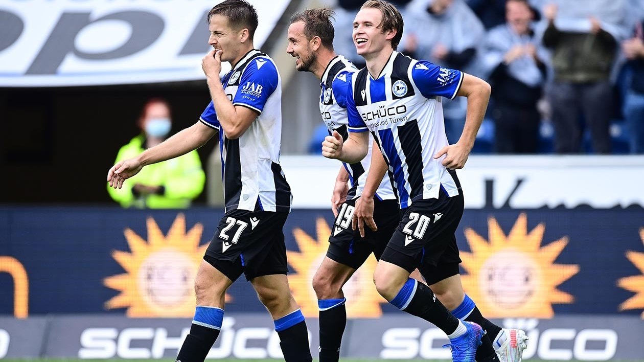 PRONOSTICI CALCIO BIELEFELD-STOCCARDA: LO SCONTRO SALVEZZA