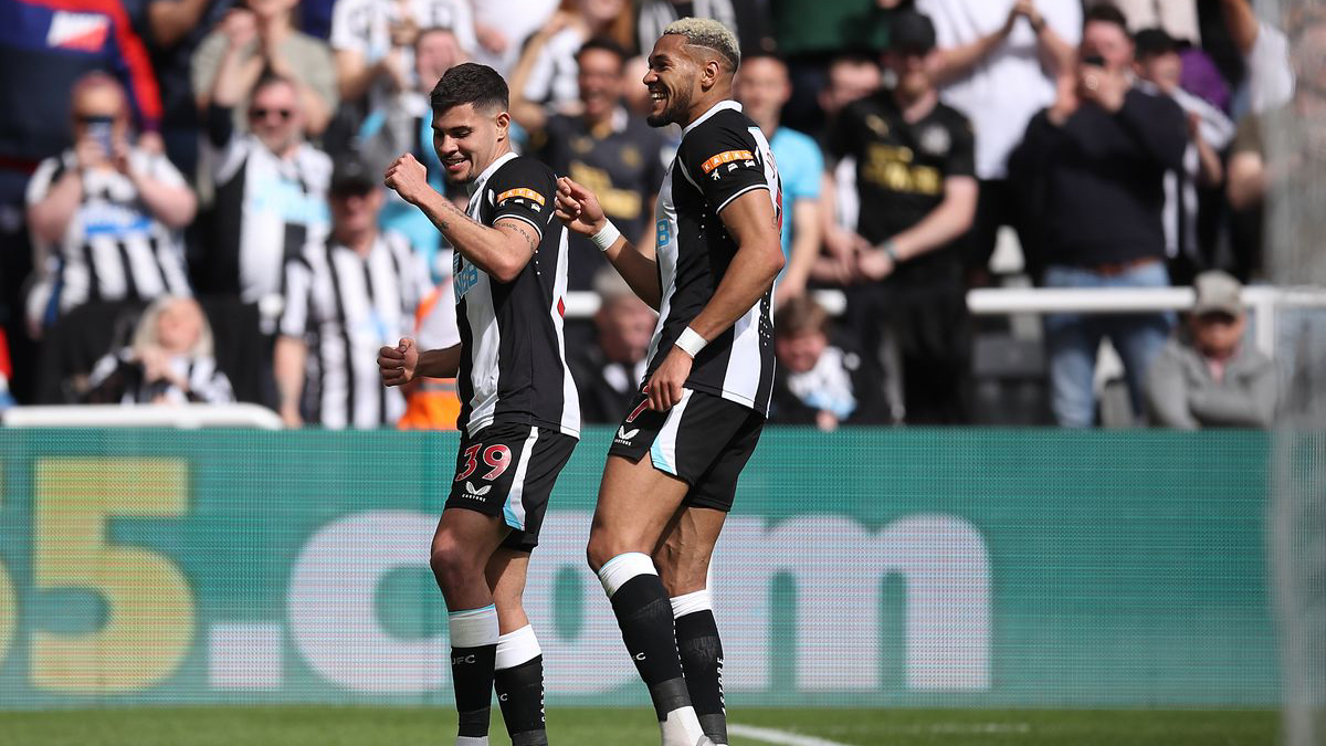 PRONOSTICI CALCIO NEWCASTLE-LIVERPOOL: LUNCH MATCH PER LA VETTA PRONOSTICI CALCIO NEWCASTLE-LIVERPOOL: LUNCH MATCH PER LA VETTA